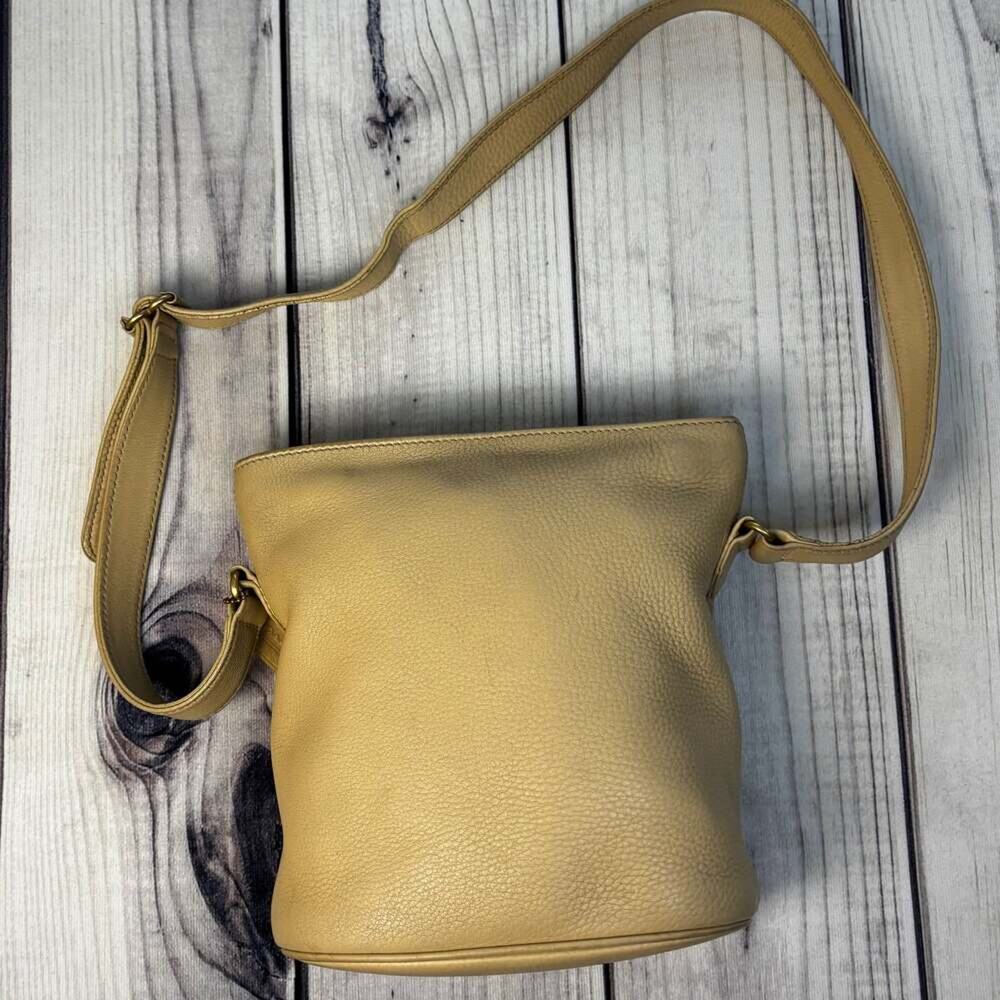 COACH Vintage Made in Italy Sonoma Buff Leather Bucket Crossbody Bag 4907